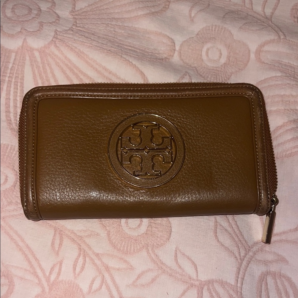 Tory Burch Tan Leather Zip Wallet